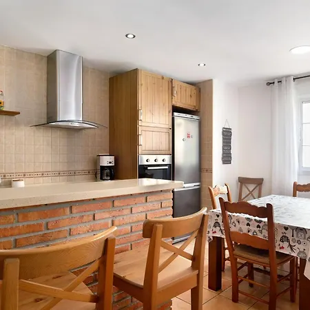 Azorin Conil Solo Familias Conil De La Frontera